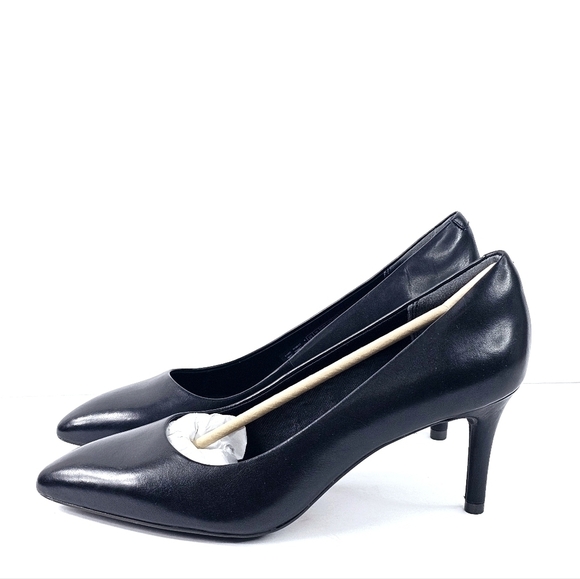 New! Rockport Total Motion Plain Pump Pointed Toe Heel in Smooth Black Leather - Picture 4 of 16